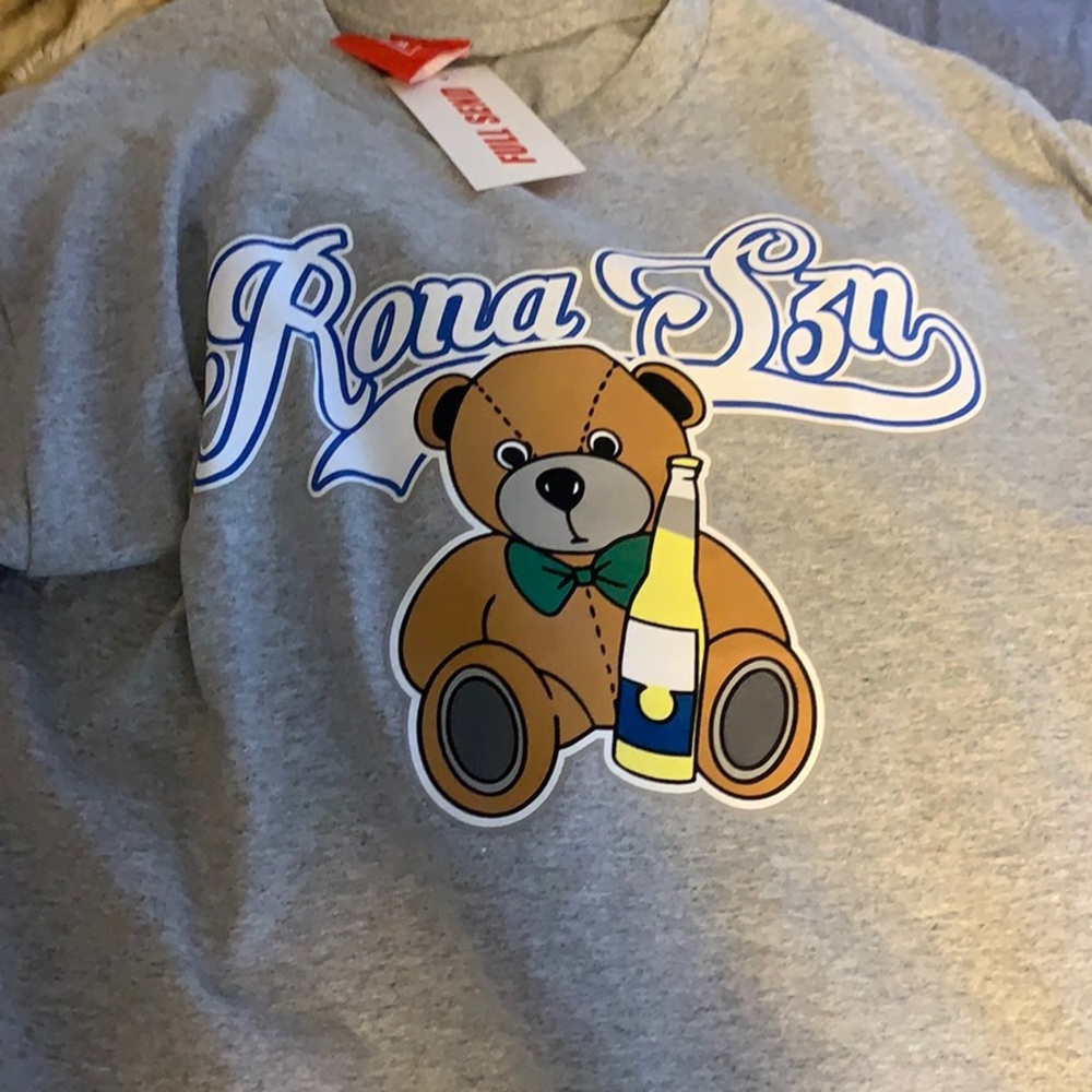 Nelk boys t-shirt size small